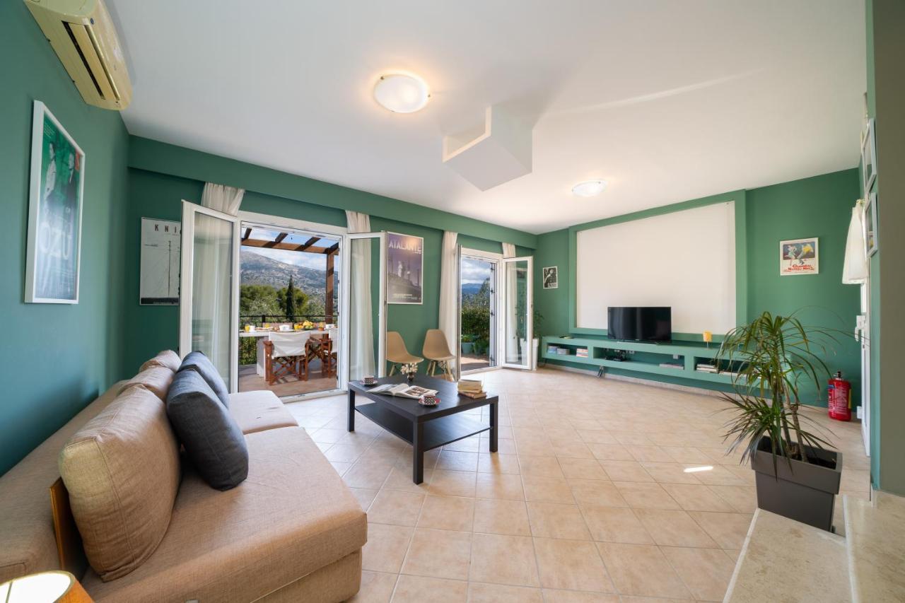 Cinema Themed House In Argostoli Vila Exterior foto