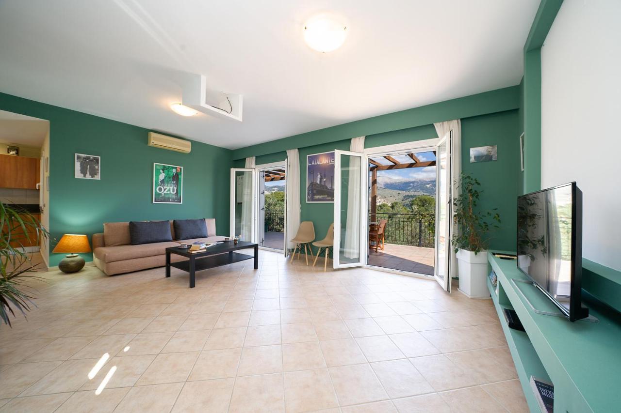 Cinema Themed House In Argostoli Vila Exterior foto